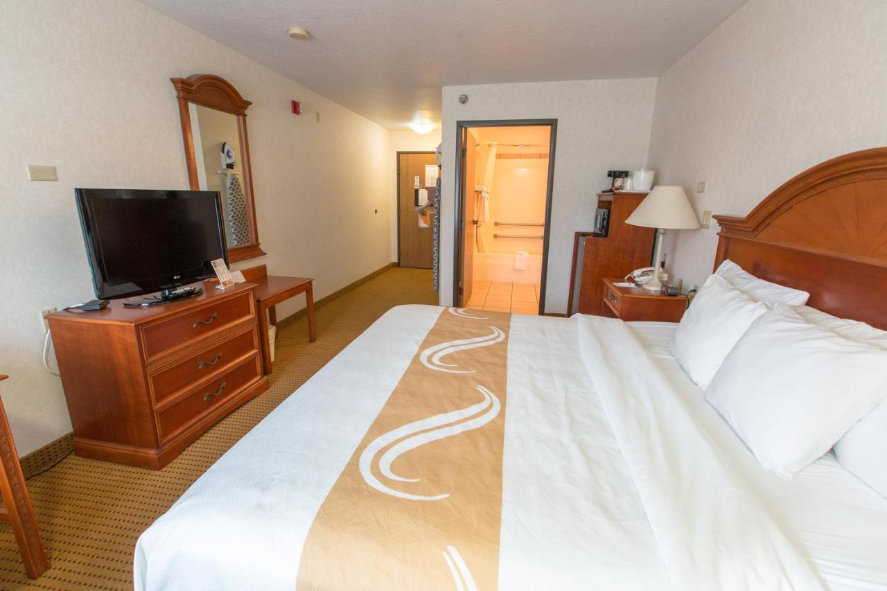 Quality Inn & Suites University Laramie Eksteriør bilde